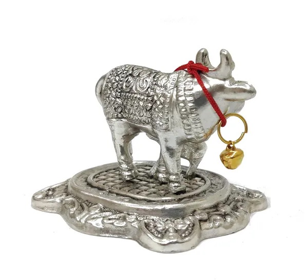 Silver_1_Set_Kamdhenu_Cow_With_Calf_Statue_German_Silver_Plated_|_Home_Decor_Gaay_Bachda_Cow_|Calf_For_Vastu