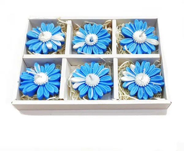 Set_of_6_Blue_Daisy_Scented_Floating_Wax_Candles_For_Festive_Gifting_And_Home_Decoration