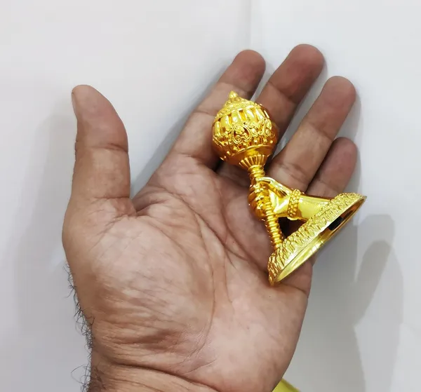 Golden_Metallic_Hanuman_Ji_Small_Gada_For_Keeping_In_Home_Temple||_Car_Dashboard_Or_Gifting_To_Bajrangbali_(120_Gram_Approx_3_Inch)