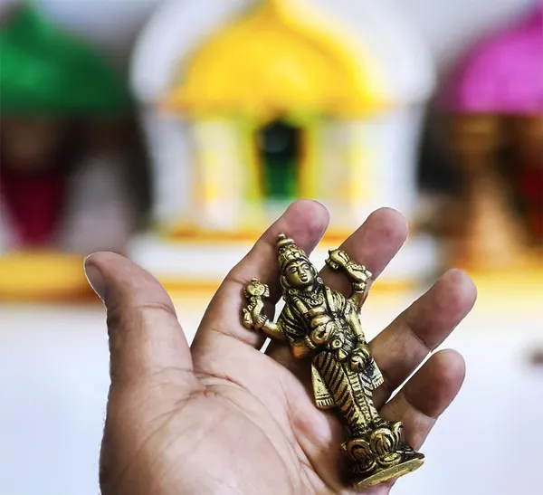 Golden_Ashtadhatu_Bhagwan_Lord_Dhanvantari_Idol_Statue_Figurine_For_Dhanteras_Puja_And_Home_Temple