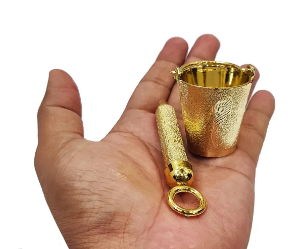 Laddu_Bal_Gopal_Small_Bucket_And_Pichkari_For_Holi_Festival_Plastic_Toy,_Beautiful_Golden_Work_(1_Set)_Random_Color