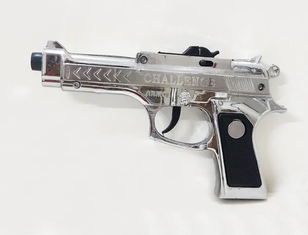 Heavy_One_Steel_fighter_Diwali_Toy_Gun_For_kids_Compatible_with_Paper_Roll_Cap_(_not_included)