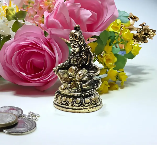 Golden_Ashtadhatu_Bhagwan_Kuber_Idol_Statue_Figurine_For_Dhanteras_And_Diwali_Pujan_And_Keeping_In_Home_Temple_(100_Gram)_1_Piece