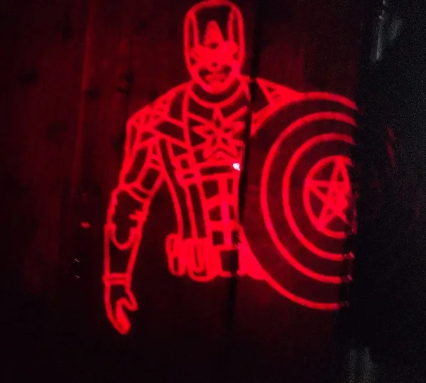 Multicolor_Laser_Beam_Pointer_Projection_With_Action_Hero_Series_5_Interchangeable_Caps