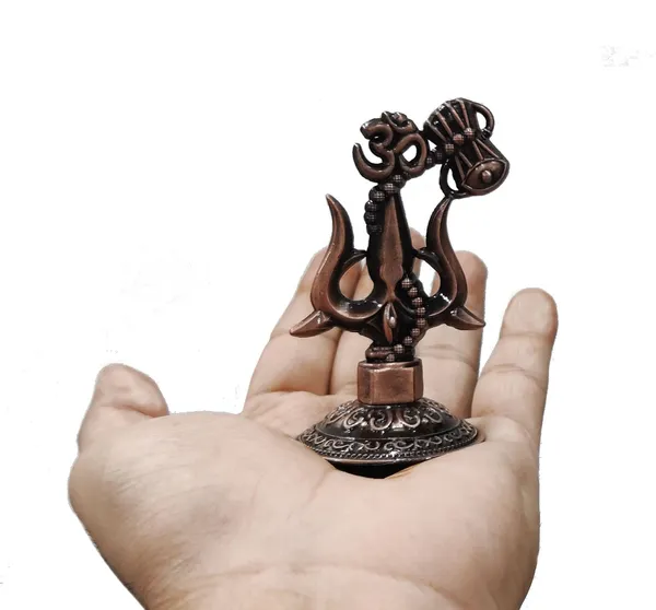 Copper_1_Pc_Metallic_Shiv_Trishul_Trident_For_Keeping_In_Home_Temple_Or_Car_Dashboard_(50_Gram_Approx_3.5_Inch)