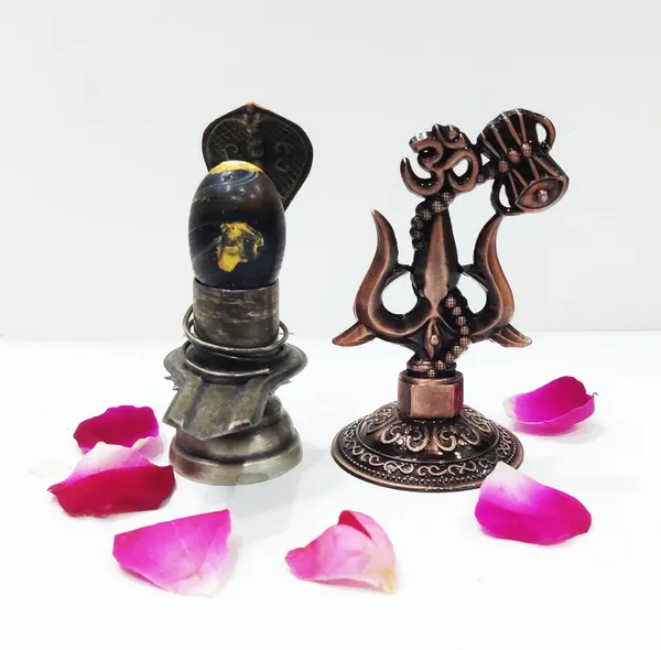 Copper_1_Pc_Metallic_Shiv_Trishul_Trident_For_Keeping_In_Home_Temple_Or_Car_Dashboard_(50_Gram_Approx_3.5_Inch)