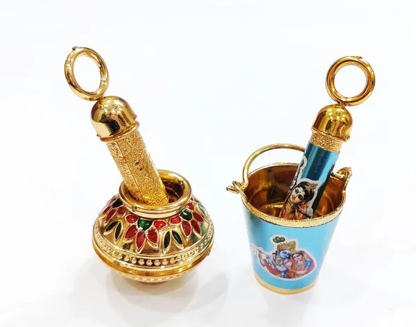 Multicolor_Small_Balti_And_Matki_Pichkari_For_Laddu_Gopal_Holi_Festival_Plastic_Toy_Combo,_Beautiful_Hand_Work_(2_Pc)_Random_Colors