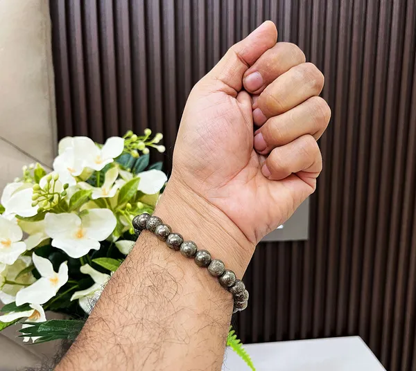 Original_Pyrite_Crystal_Bracelet_for_Men_&_Women_|_Natural_Money_Magnet_Stone_for_Wealth,_Abundance_&_Prosperity_|_Healing_Energy_Beads_(8mm)