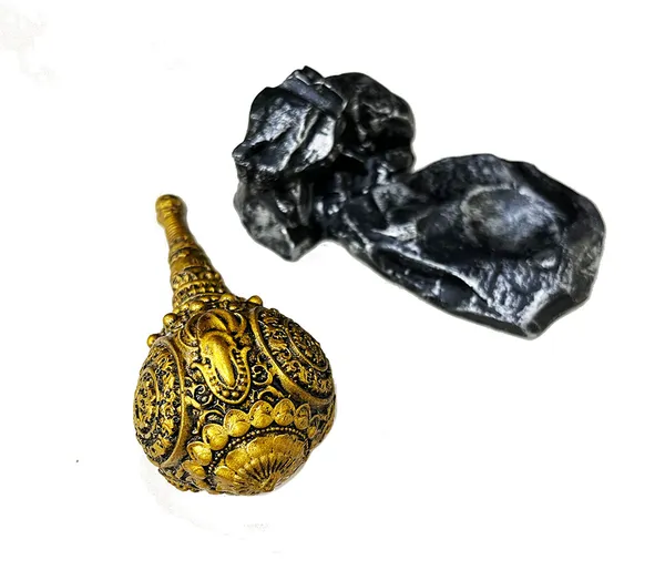 Poly_Resin_Bajrang_Bali_Gada_with_Stand_for_Keeping_in_Home_Temple/car_Dashboard_or_Gifting_to_Hanuman_ji_Size-_4_inch_wt-100_grm_Approx