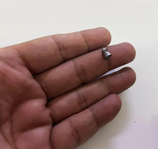 Premium_Quality_Lead_Pellets__Pack_of_2_(100_in_each_box)_.22_