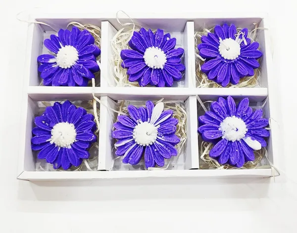 Purple_Diwali_Decorative_Daisy_Floating_Full_Scented_Soy_Wax_Candle_For_Festive_Gifting_And_Home_Decoration_Set_Of_6