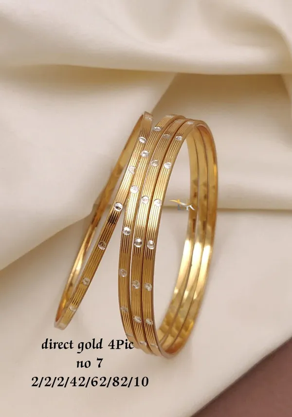 Gold-Plated_Traditional_Casual_Bangles_for_Women