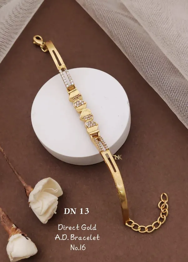 Gold-Plated_Adjustable_Crystal_Bracelet_for_Women