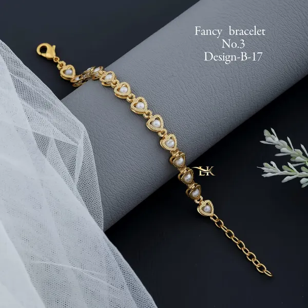 Gold-Plated_Elegant_Everyday_Bracelet_for_Women