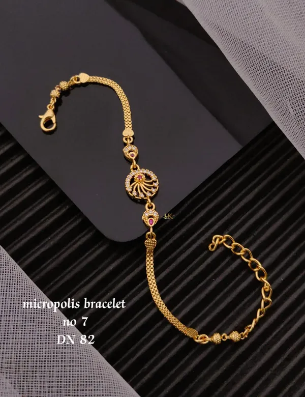 Gold-Plated_Adjustable_Crystal_Bracelet_for_Women