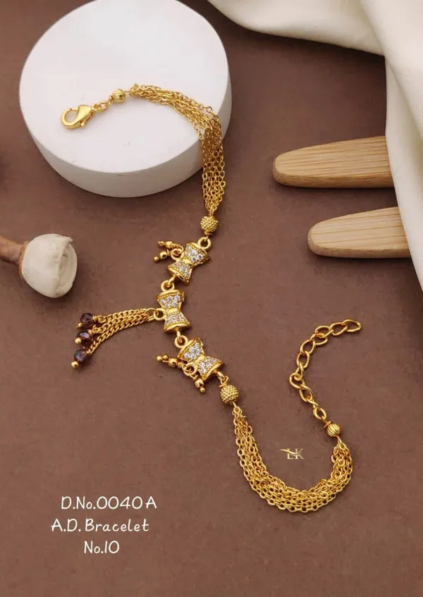 Gold-Plated_Adjustable_Crystal_Bracelet_for_Women