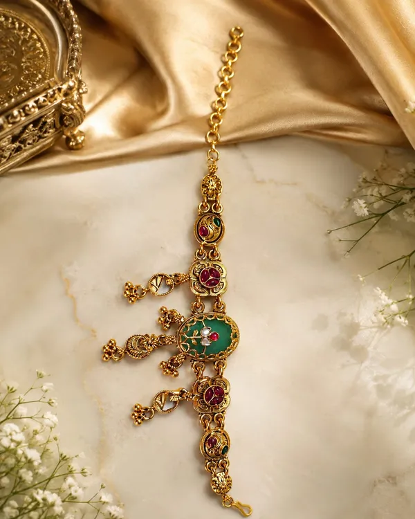 Traditional_Green_&_Ruby_Gold-Tone_Statement_Bracelet