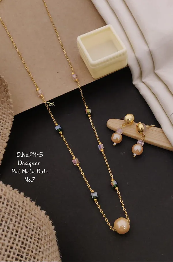 Gold-Plated_Artificial__Necklace_And_Earrings