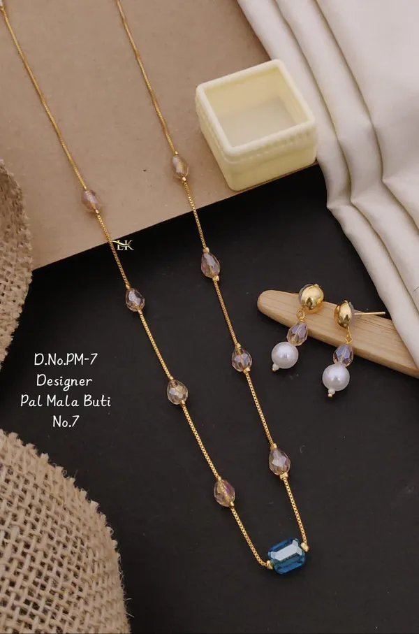 Gold-Plated_Artificial__Necklace_And_Earrings