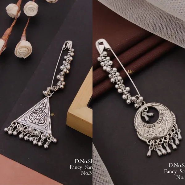 Traditional_Silver_Saree_Pin_For_Women_&_Girls_(SET_OF_2)