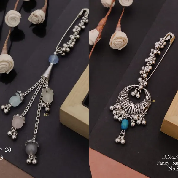Traditional_Silver_Saree_Pin_For_Women_&_Girls_(SET_OF_2)