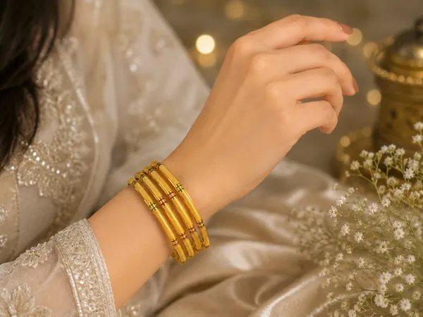 GOLD_PLATED_STYLISH_TRADITIONAL_DESIGN_DAILY_WEAR_BANGLES