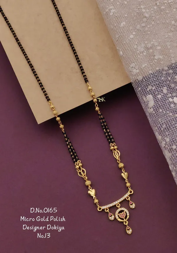 Gold-Plated_Kundan_Stone_Dokiya_Necklace_for_Women