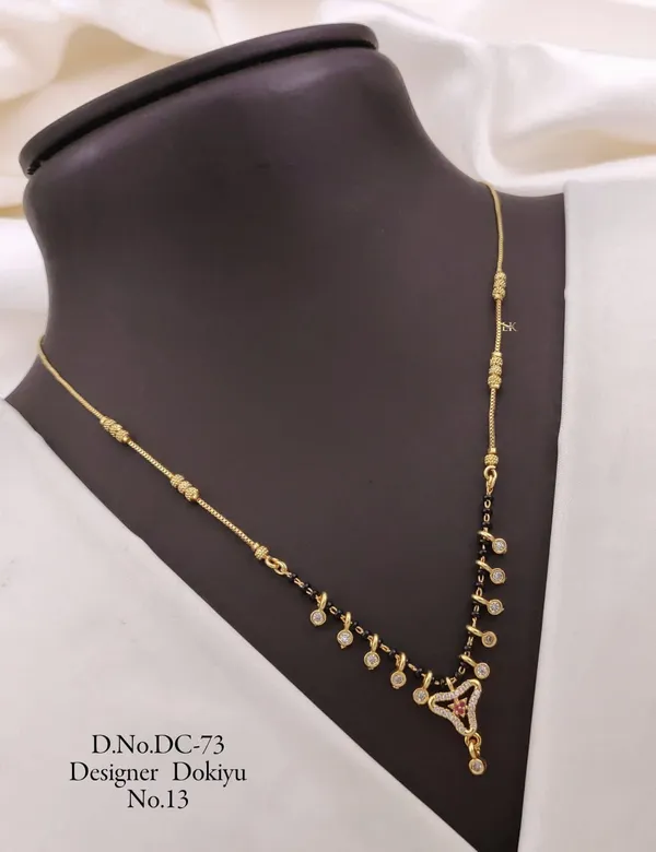 Gold-Plated_Kundan_Stone_Dokiya_Necklace_for_Women