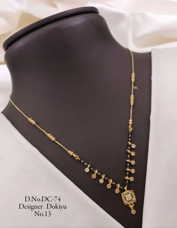 Gold-Plated_Kundan_Stone_Dokiya_Necklace_for_Women
