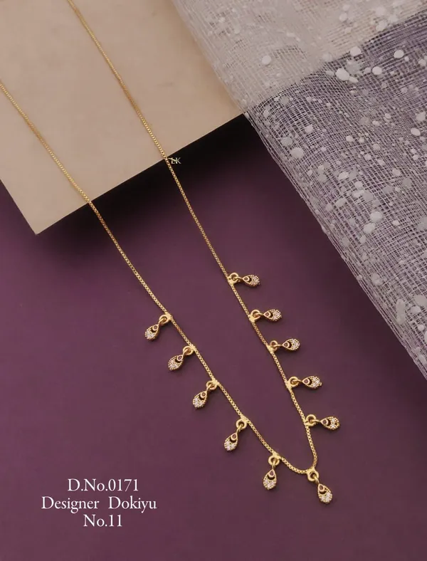 Gold-Plated_Kundan_Stone_Dokiya_Necklace_for_Women