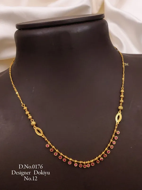 Gold-Plated_Kundan_Stone_Dokiya_Necklace_for_Women