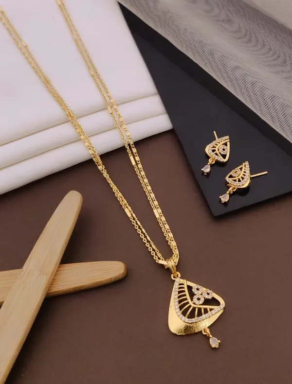 Gold-Plated_Cubic_Zirconia_Pendant_with_Double-Strand_Chain_and_Matching_Earrings_Set_(Pendant_Buti_Set)
