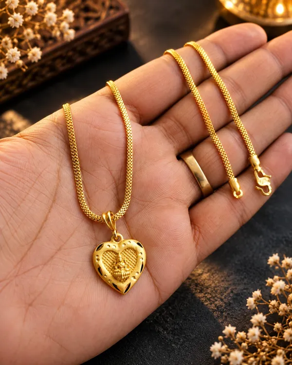 Gold-Plated_Pendant_Necklace_with_Textured_Chain