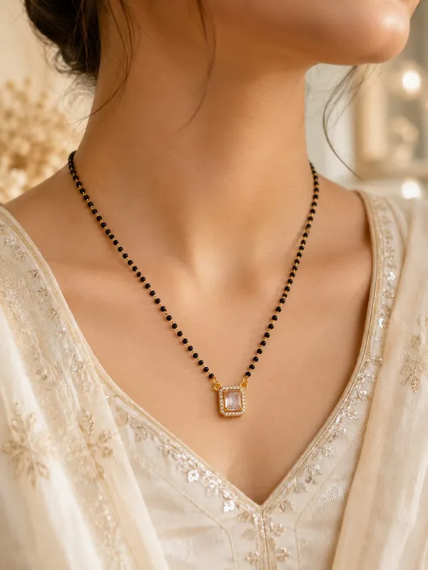 Elegant_Black_Beaded_Mangalsutra_with_Crystal_Pendant