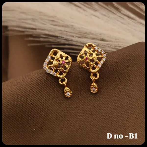 Havy_Gold_Polish_Earring/_Top�s