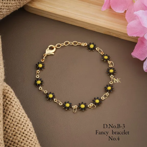 Hand_Mangalsutra_Bracelet