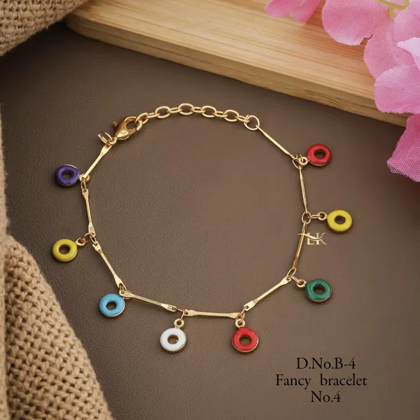 Hand_Mangalsutra_Bracelet