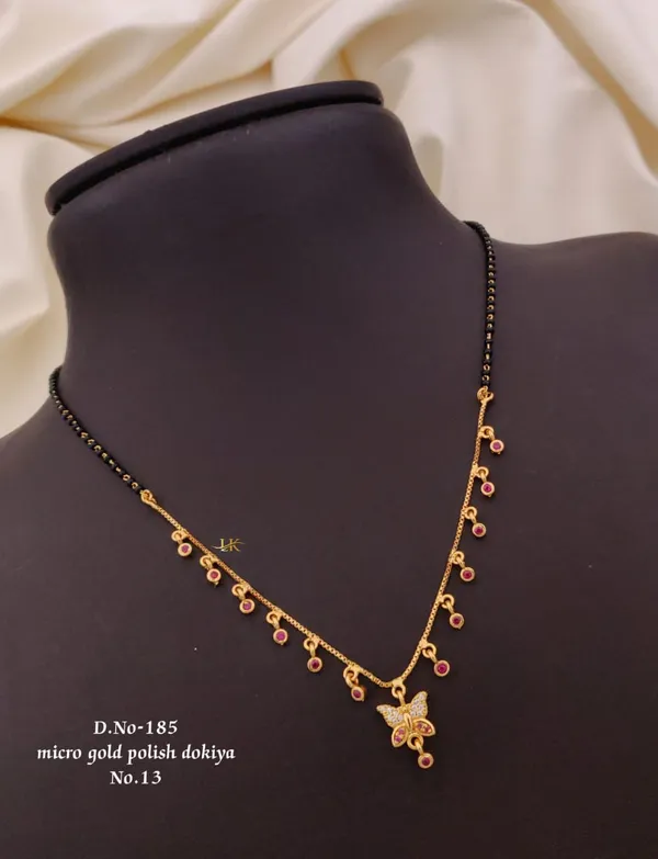 Gold-Plated_Kundan_Stone_Dokiya_Necklace_for_Women