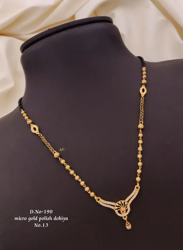 Gold-Plated_Kundan_Stone_Dokiya_Necklace_for_Women