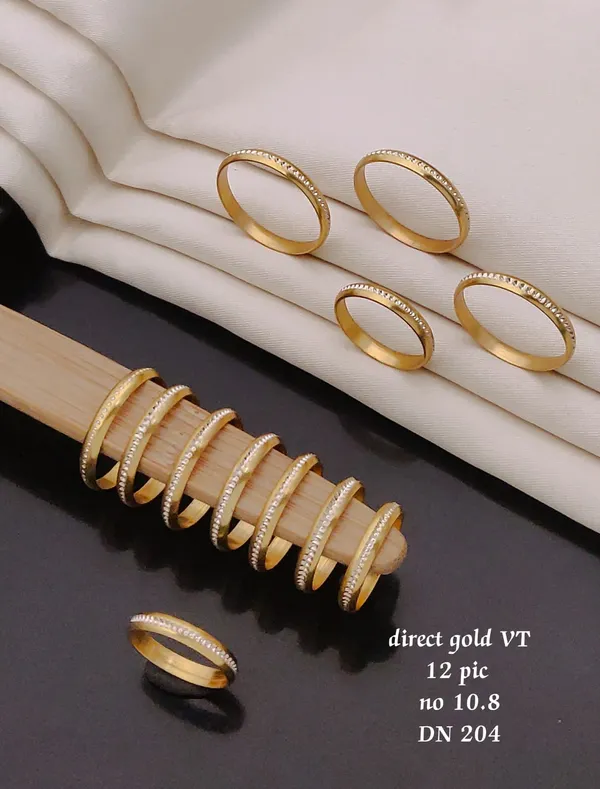Set_Of_12_Gold-Plated_Finger_Rings