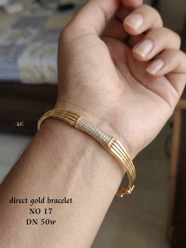 Gold-Plated_Adjustable_Crystal_Bracelet_for_Women