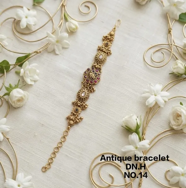 Designer_Gold_Plated_Ethnic_Bracelets_for_Women
