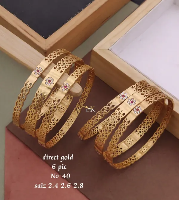 Gold-Plated_Traditional_Casual_Bangles_for_Women