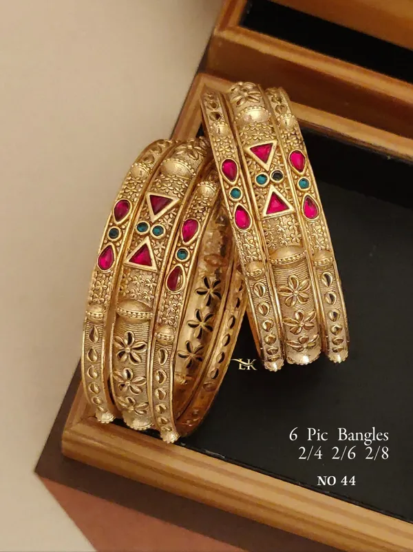 Gold-Plated_Traditional_Casual_Bangles_for_Women