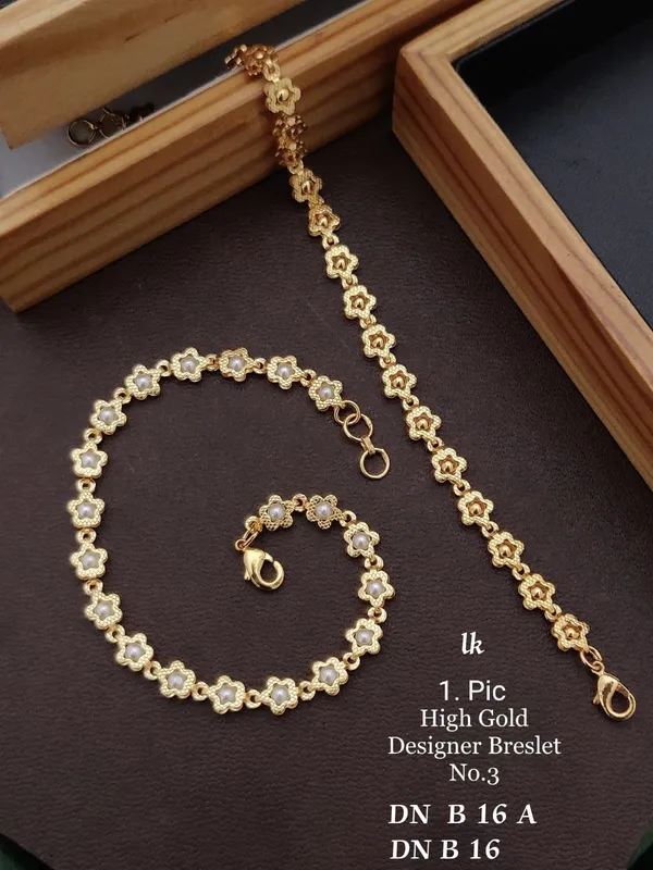 Gold-Plated_Elegant_Everyday_Bracelet_for_Women