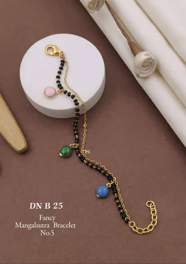 Hand_Mangalsutra_Bracelet