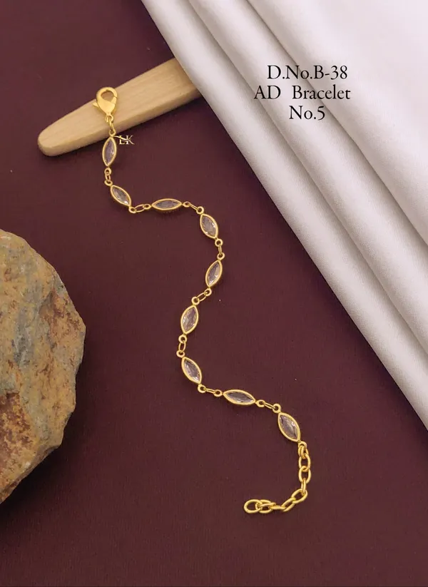 Hand_Mangalsutra_Bracelet