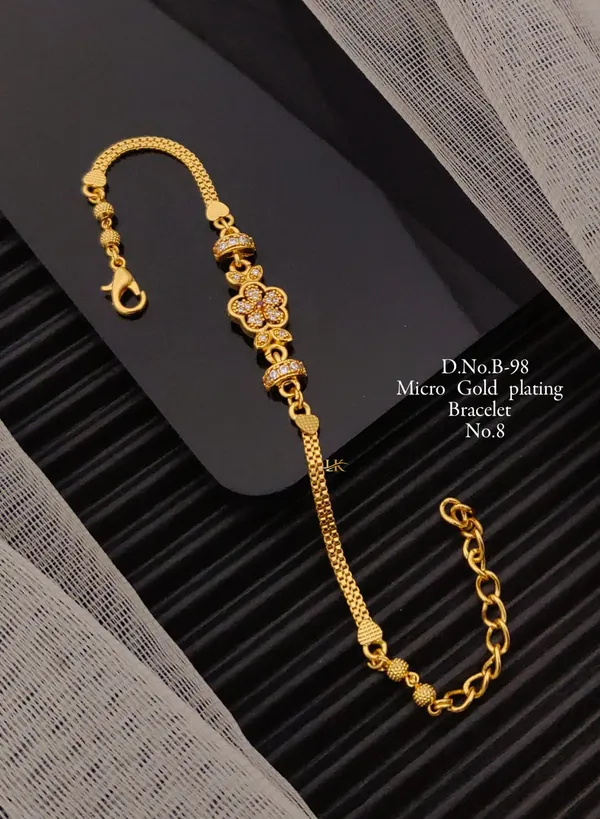 Gold-Plated_Adjustable_Crystal_Bracelet_for_Women