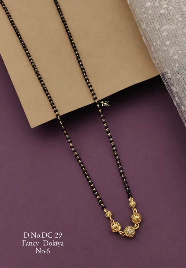 Gold-Plated_Traditional_Daily_Wear_Mangalsutra_for_Women