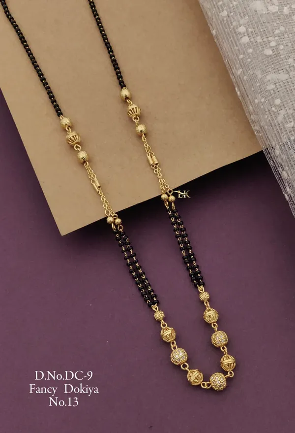 Gold-Plated_Traditional_Daily_Wear_Mangalsutra_for_Women